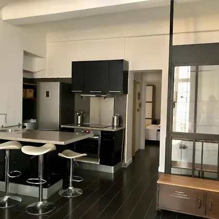 Le Portalet Centre Historique * イエール